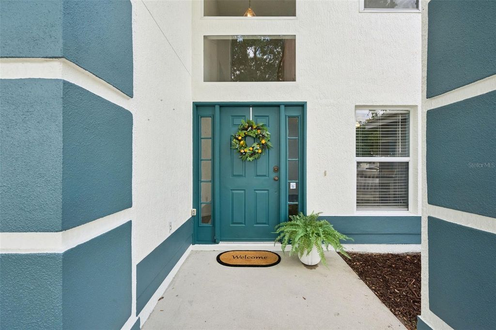 Photo of 12620 Waterhaven Circle, Orlando, FL 32828 (MLS # O6406740)