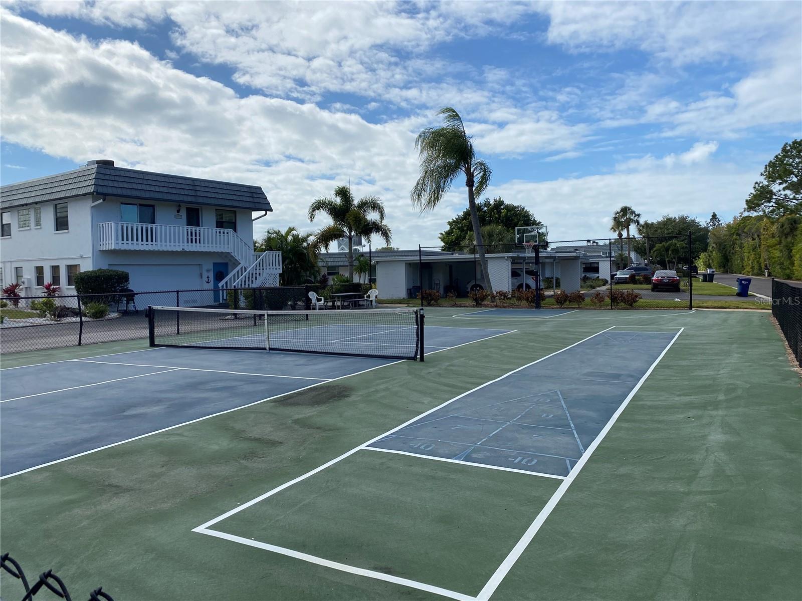 FLAMINGO CAY CONDO APTS AMD - Residential Lease