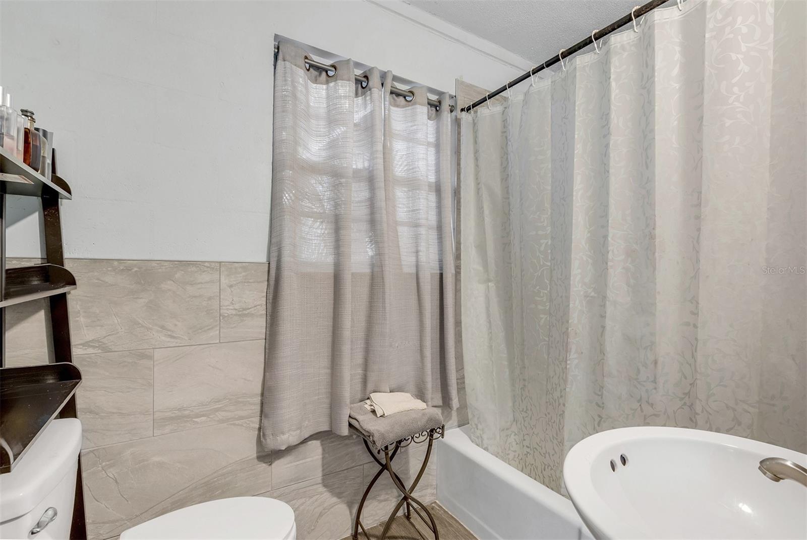 BOSARVEY ESTATES - Residential