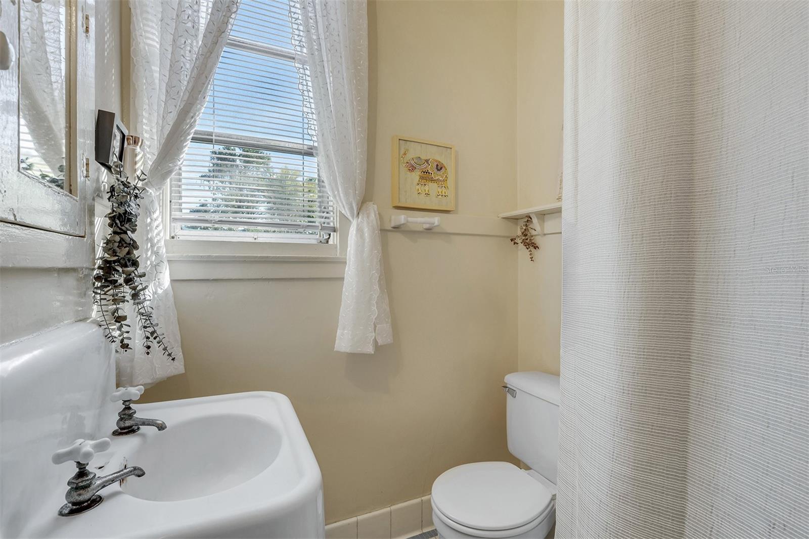 BOSARVEY ESTATES - Residential