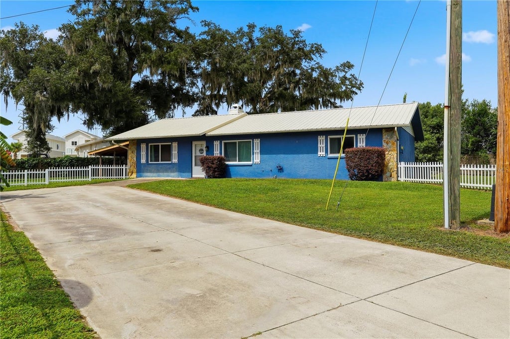 Photo of 37235 Hannah Lane, Zephyrhills, FL 33542 (MLS # TB8555588)
