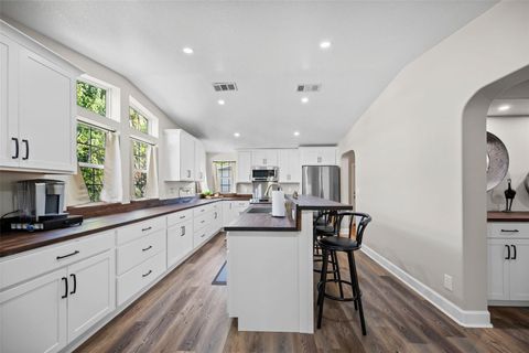 Tiny photo for 55805 Carroll Street, Astor, FL 32102 (MLS # V4944041)