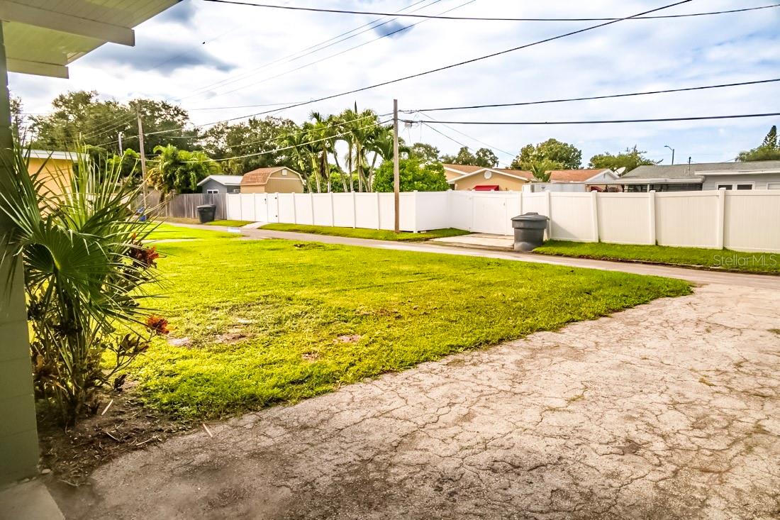 SNELL SHORES - Residential