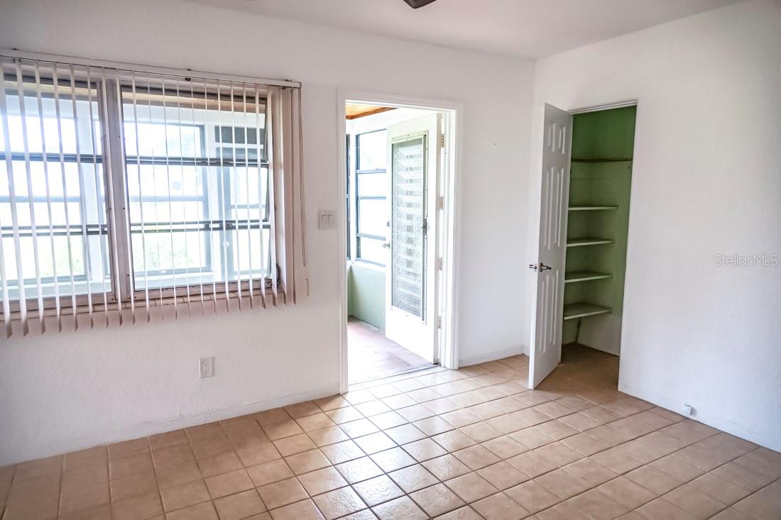 SNELL SHORES - Residential