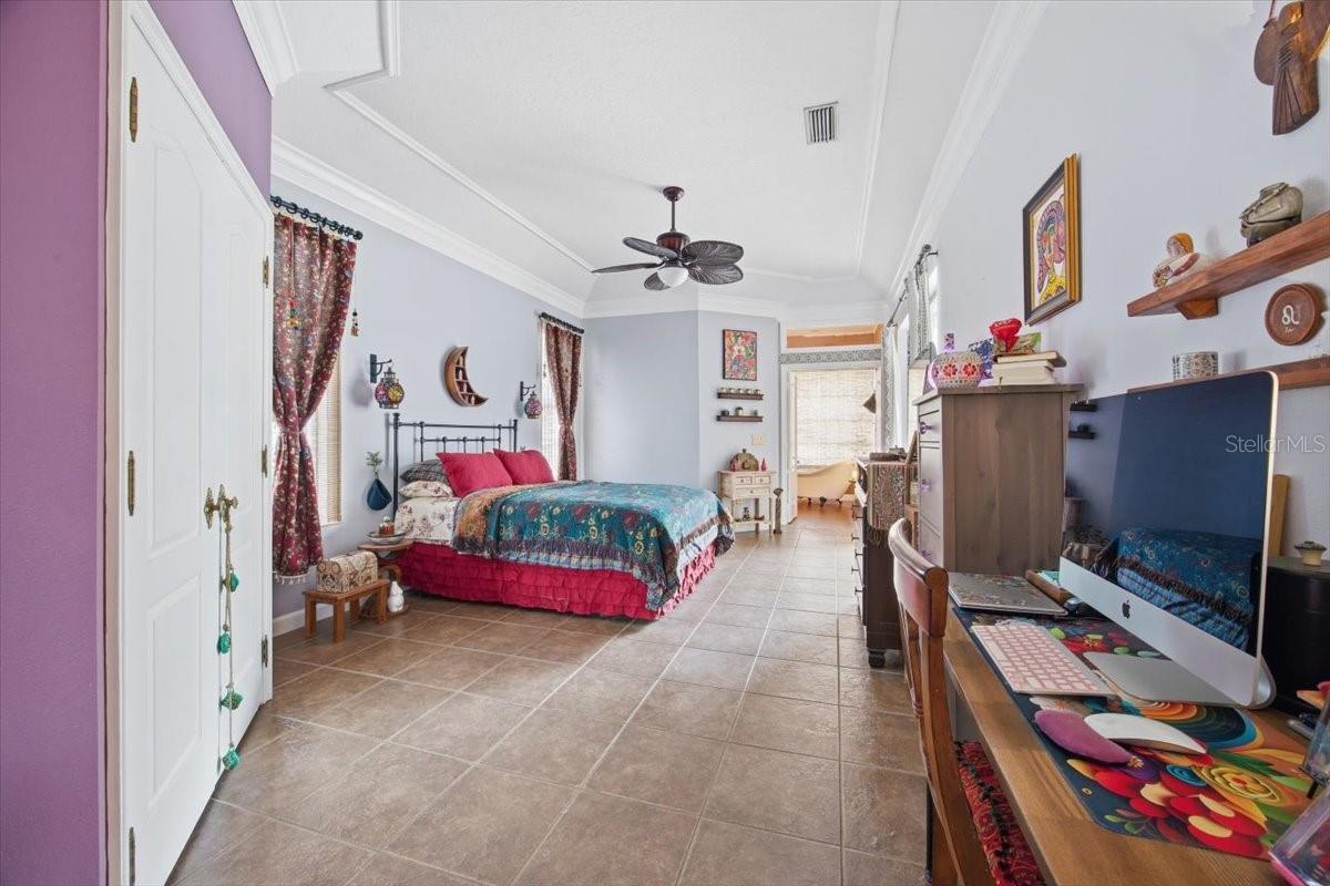 HUNTERS CREEK TR 240 PH 03 - Residential