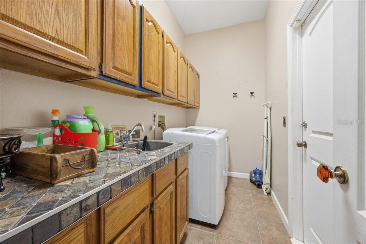 HUNTERS CREEK TR 240 PH 03 - Residential