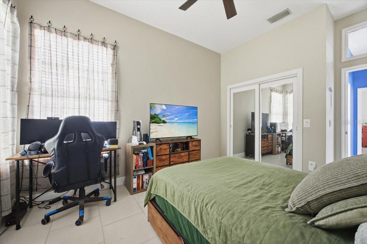 HUNTERS CREEK TR 240 PH 03 - Residential