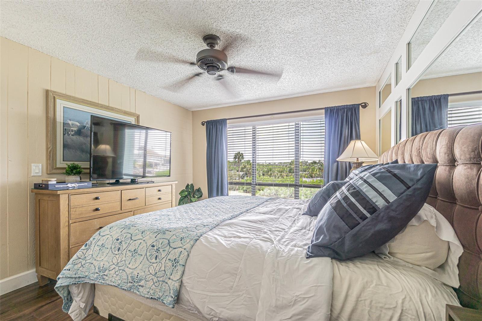 WINDRUSH COVE - Residential