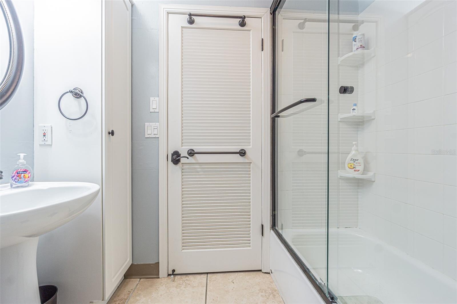 WINDRUSH COVE - Residential