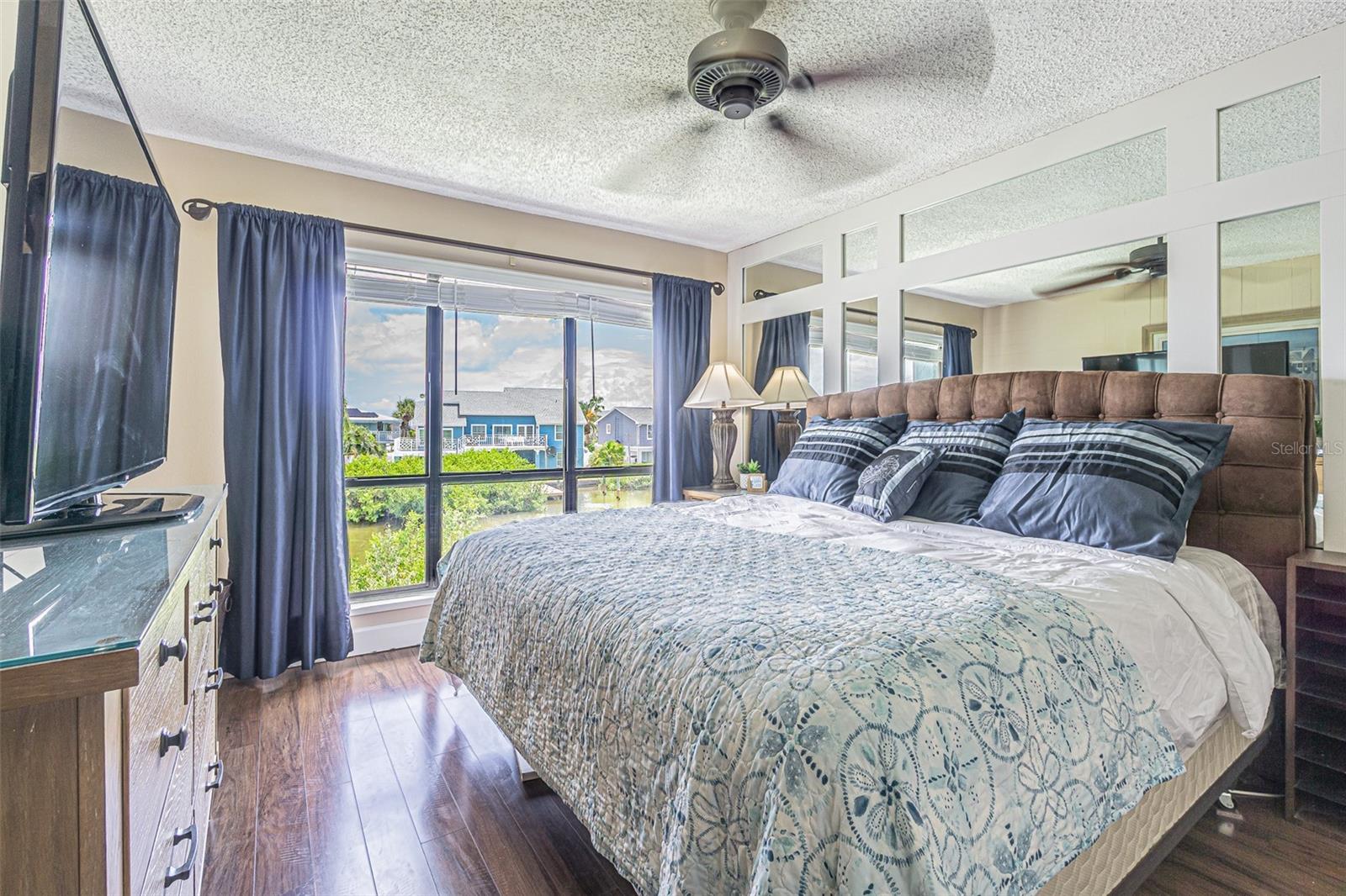 1 WINDRUSH BOULEVARD 54