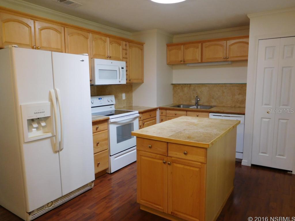 Florida Shores 01 - Residential