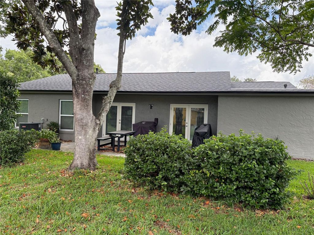 Photo of 10010 Gannon Lane, Orlando, FL 32821 (MLS # O6409698)