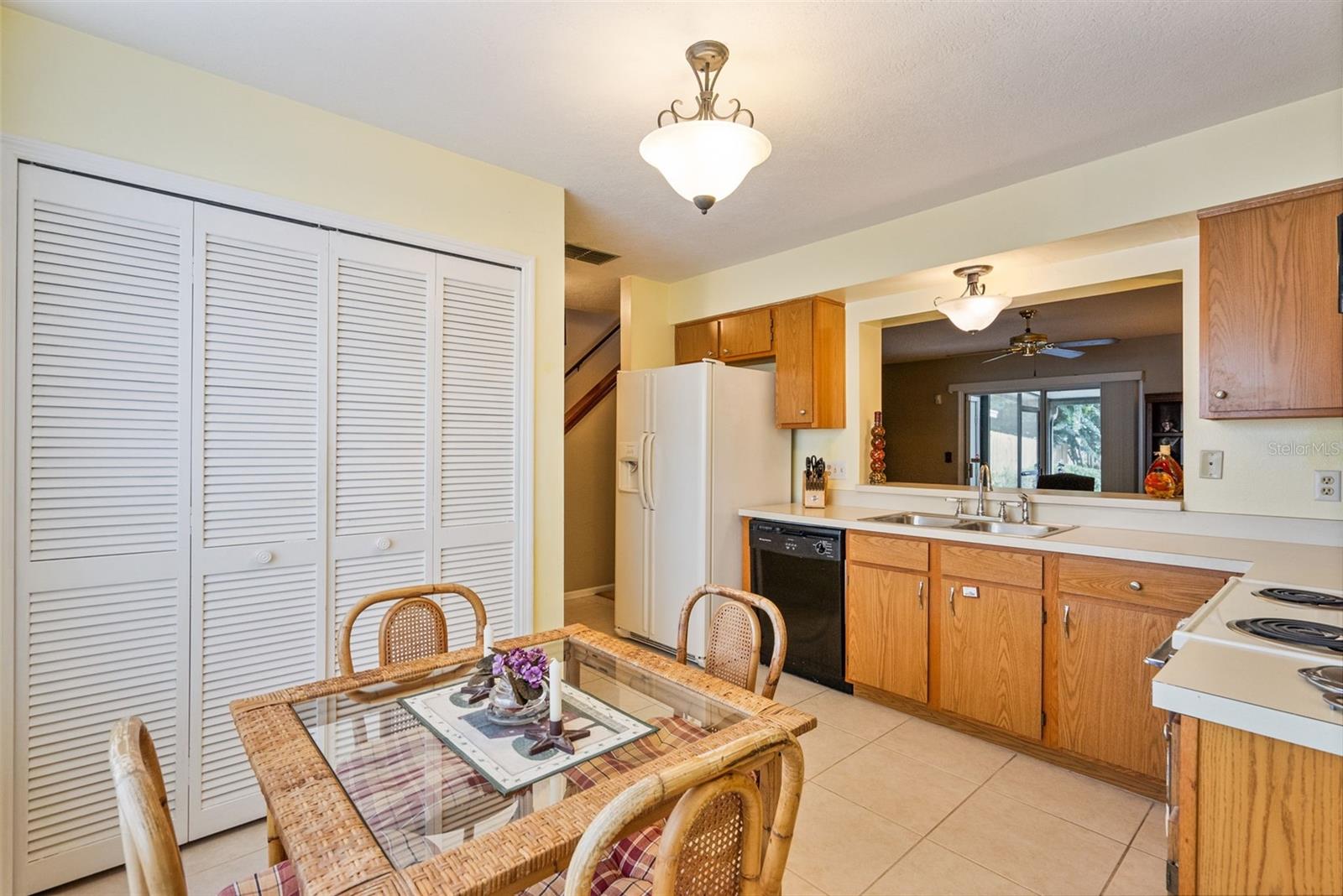 MOUNT GREENWOOD UNIT 2 OF - Residential