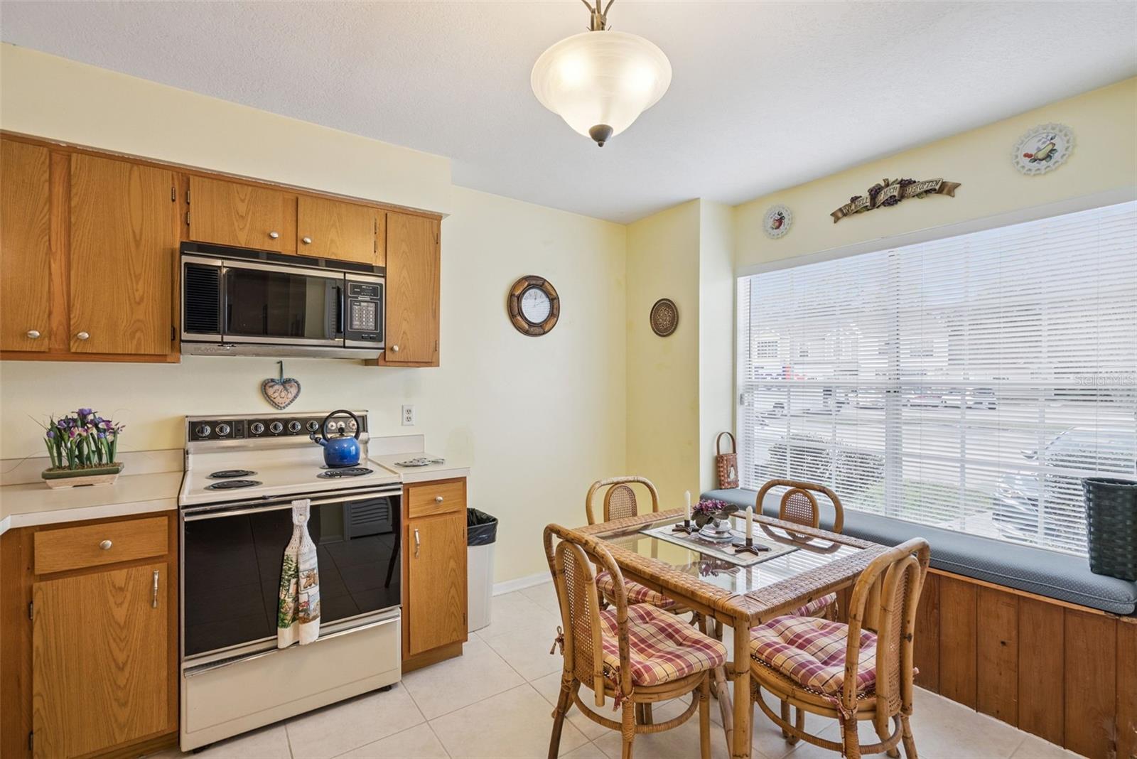 MOUNT GREENWOOD UNIT 2 OF - Residential