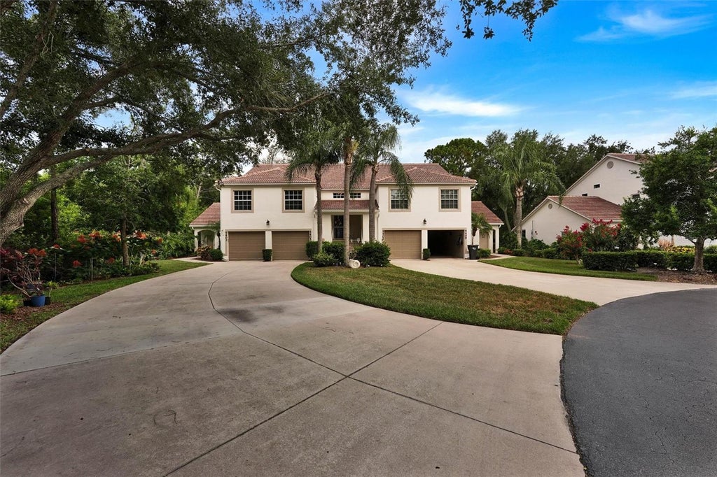 Photo of 5405 Stoneybrook Lane, Bradenton, FL 34203 (MLS # A4697598)