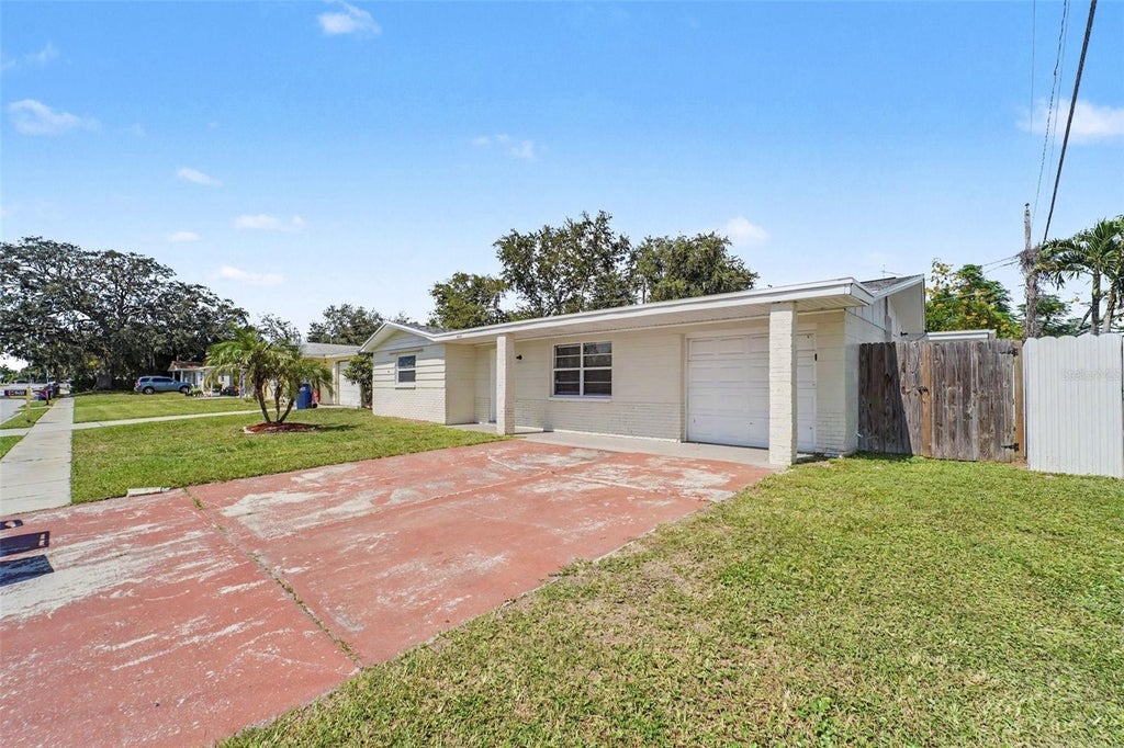 Photo of 4631 Eastwood Lane, Holiday, FL 34690 (MLS # O6446246)