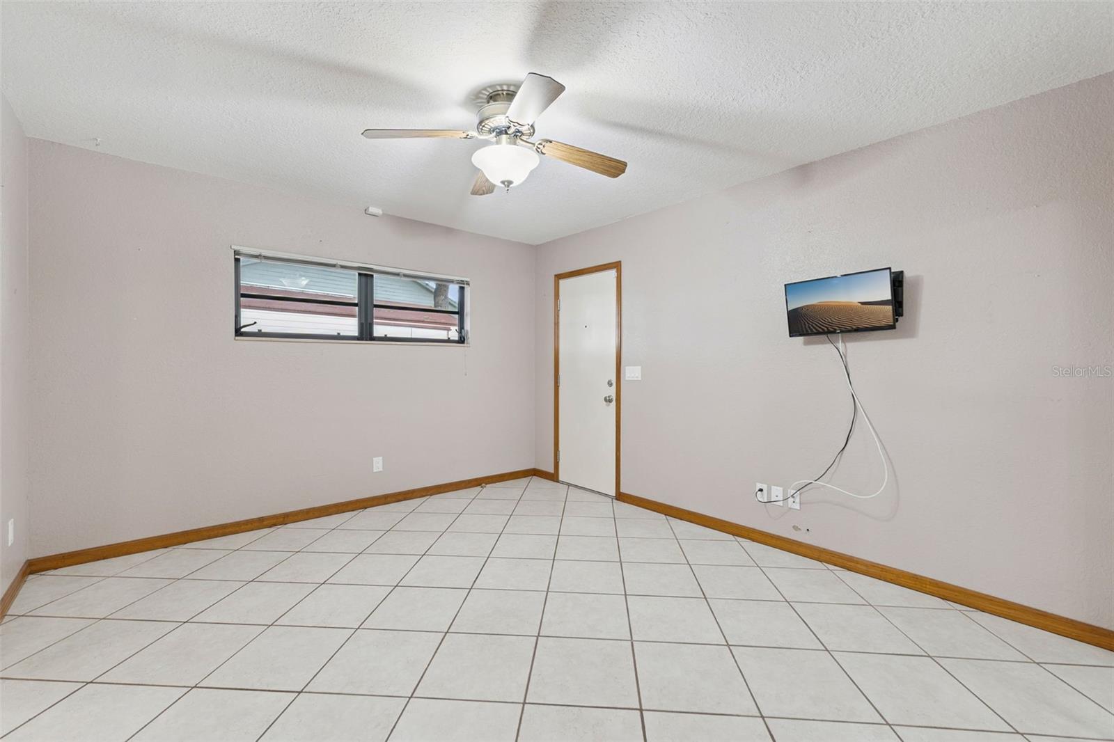 COUNTRY OAKS ESTATES - Residential