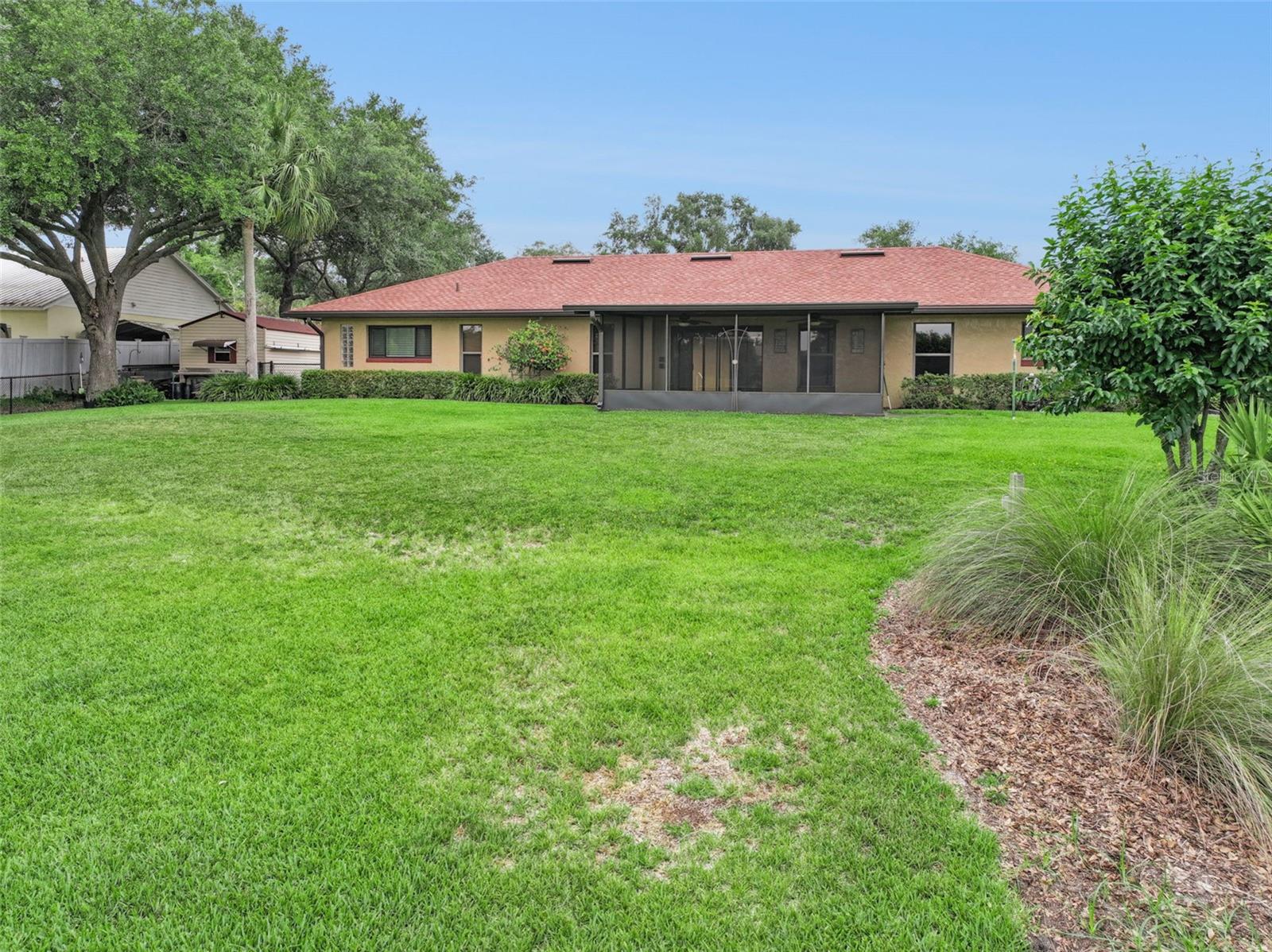 COUNTRY OAKS ESTATES - Residential