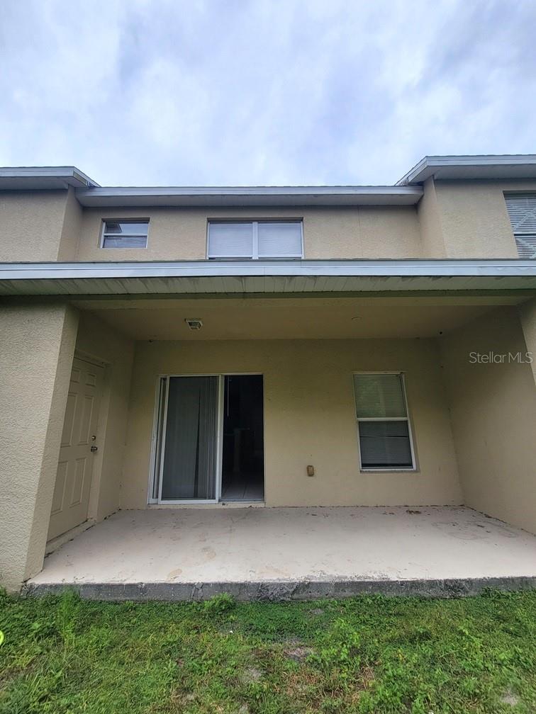 VILLAGES OF BLOOMINGDALE - PHA - Residential Lease