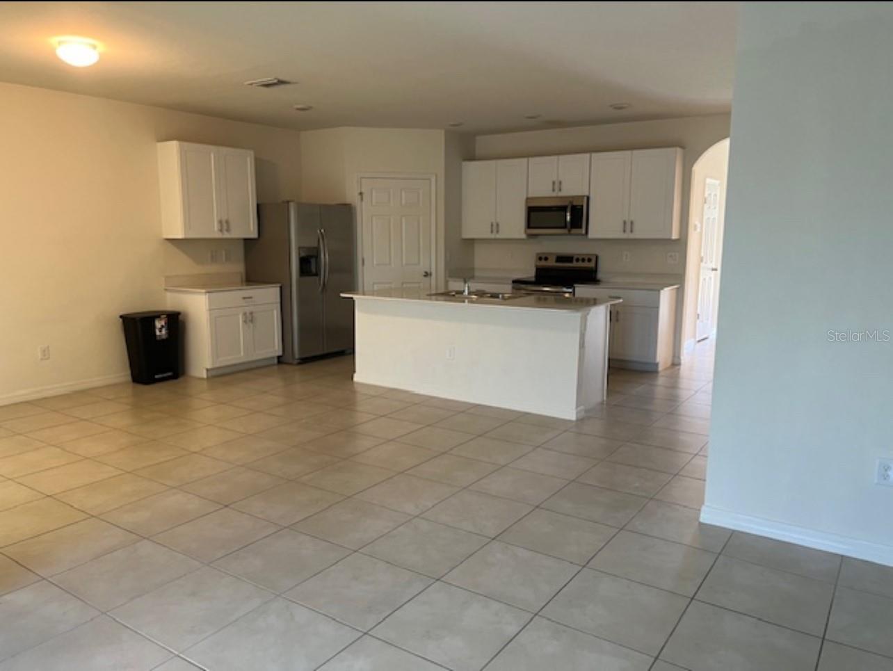 DEEP CREEK - Residential Lease