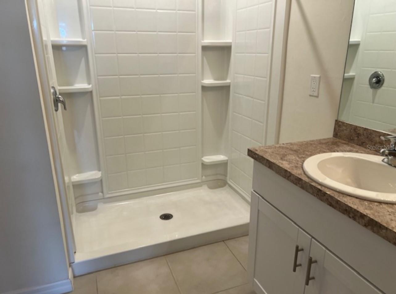 DEEP CREEK - Residential Lease