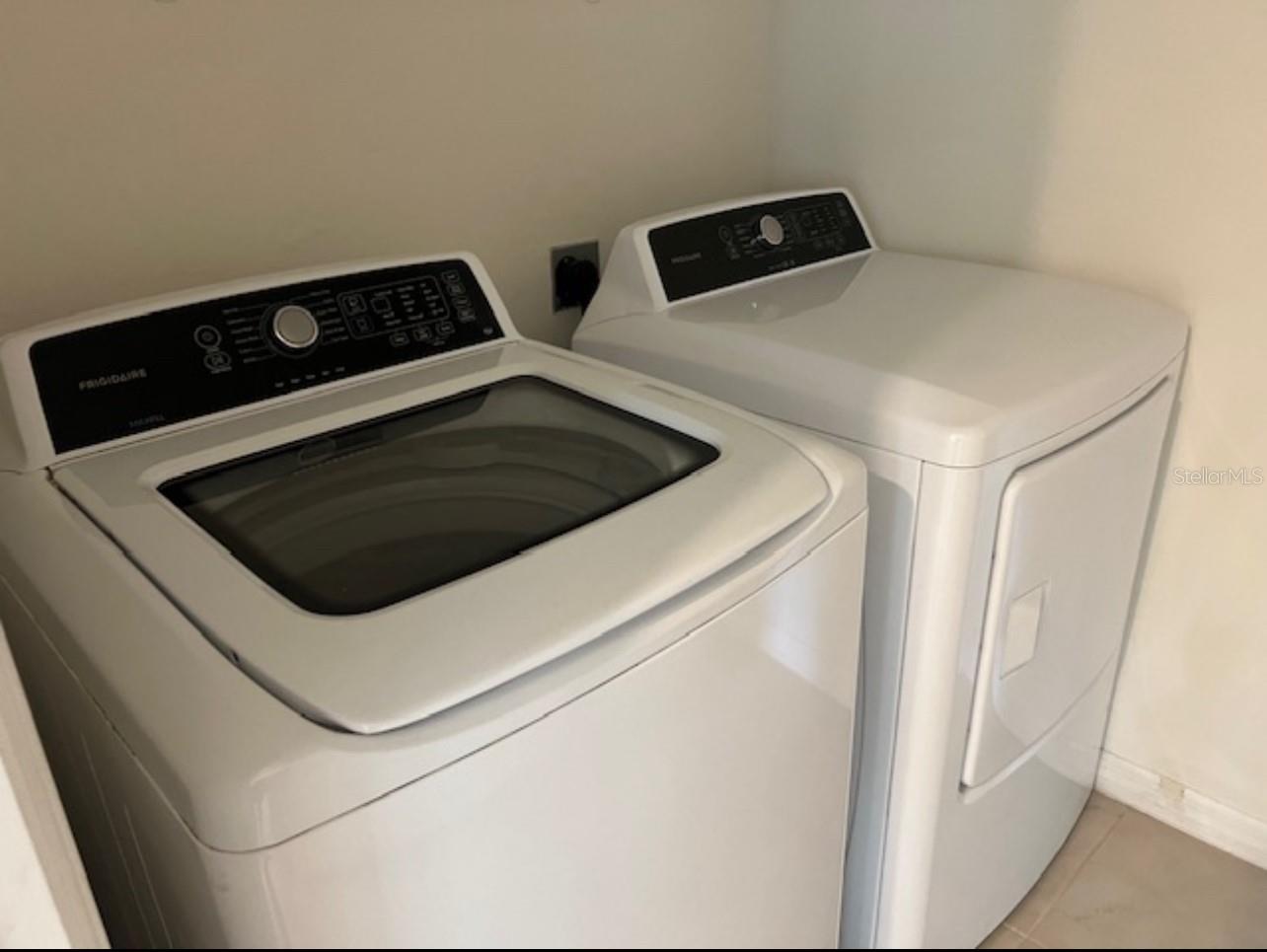 DEEP CREEK - Residential Lease