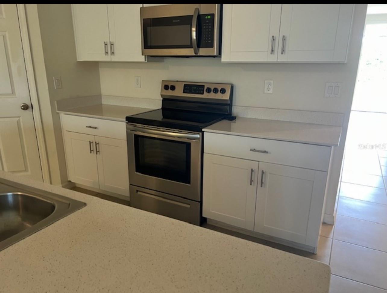 DEEP CREEK - Residential Lease