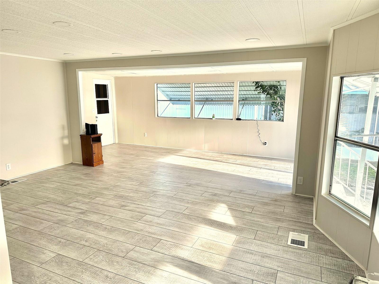 CLEARWATER CASCADE M/H PARK UNREC - Residential