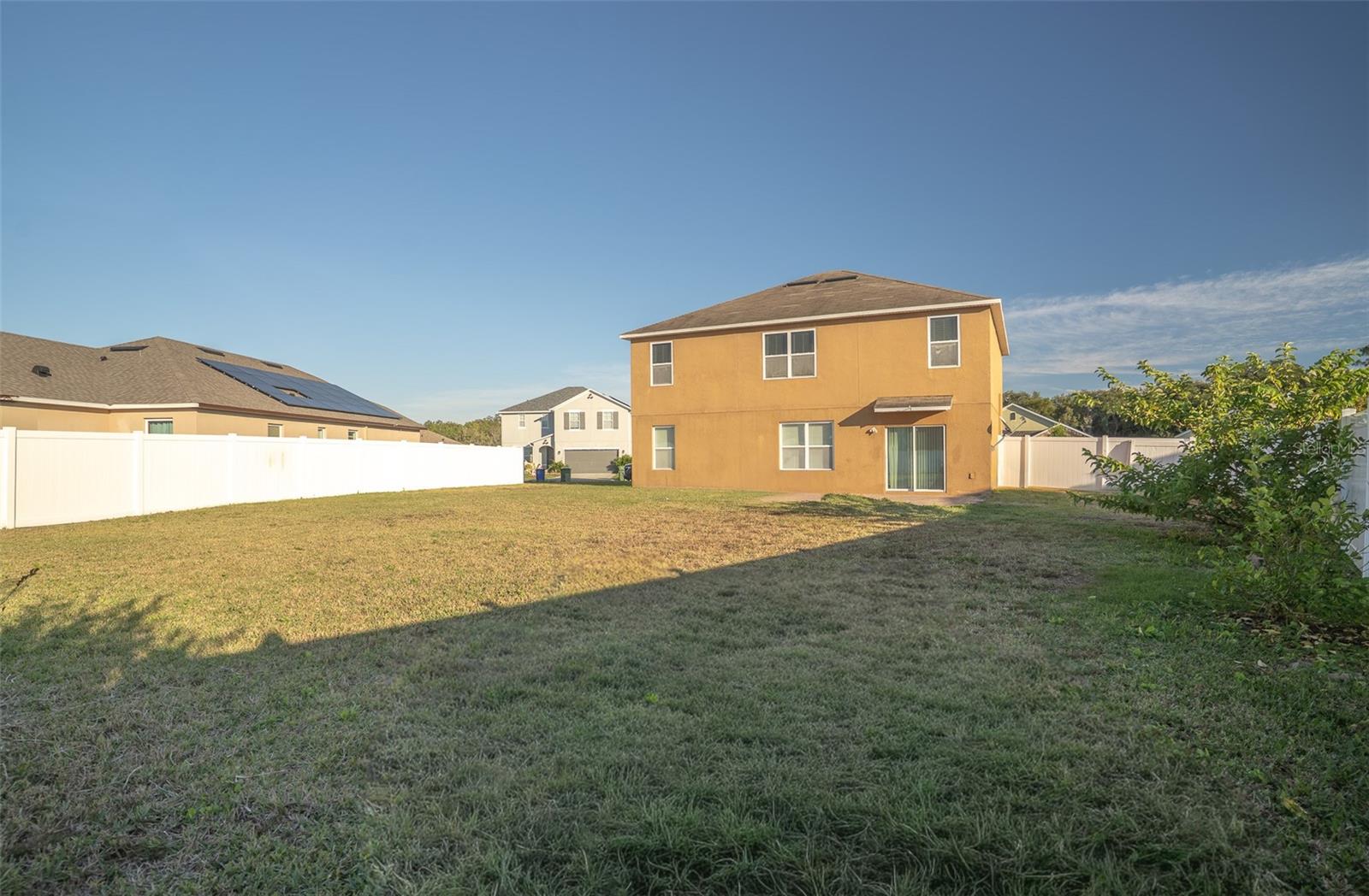 LAKESIDE LANDINGS PH 01 - Residential