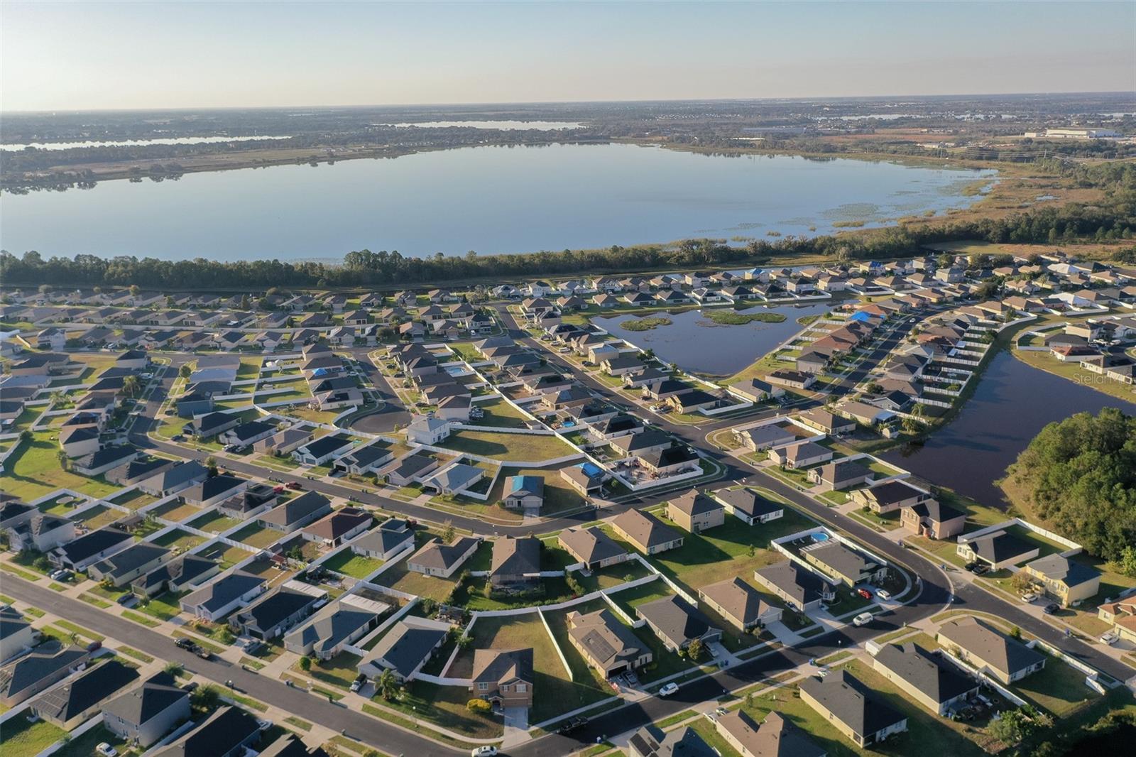 LAKESIDE LANDINGS PH 01 - Residential