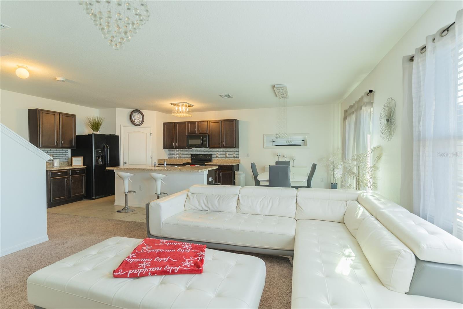 LAKESIDE LANDINGS PH 01 - Residential