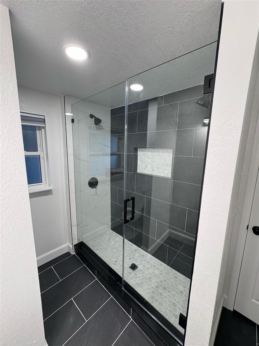 OLDSMAR COUNTRY CLUB ESTATES SEC 3 - Residential