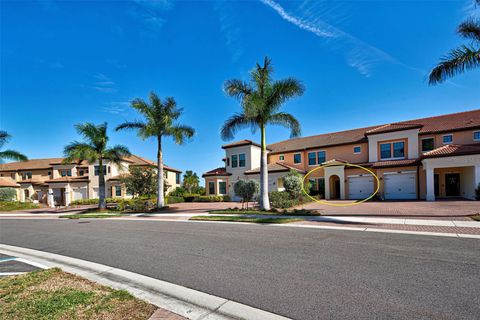 A home in VENICE