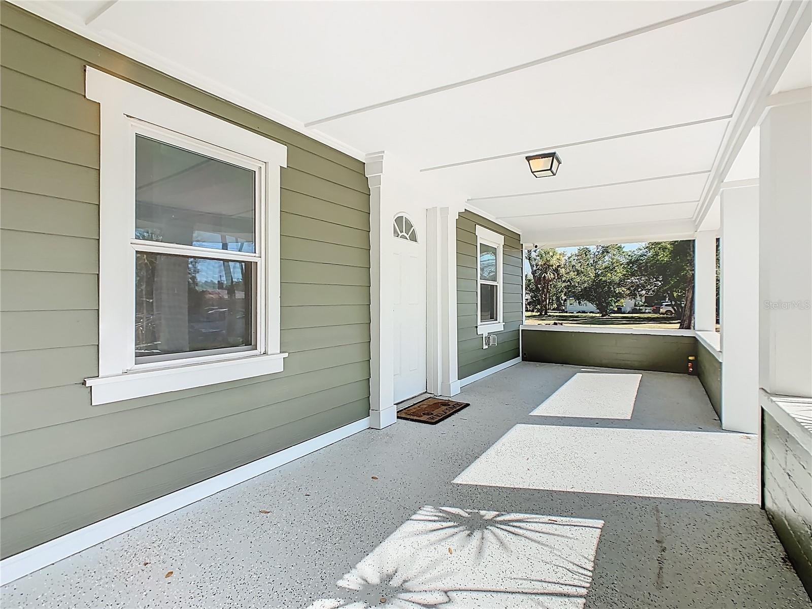 1223 SYCAMORE STREET