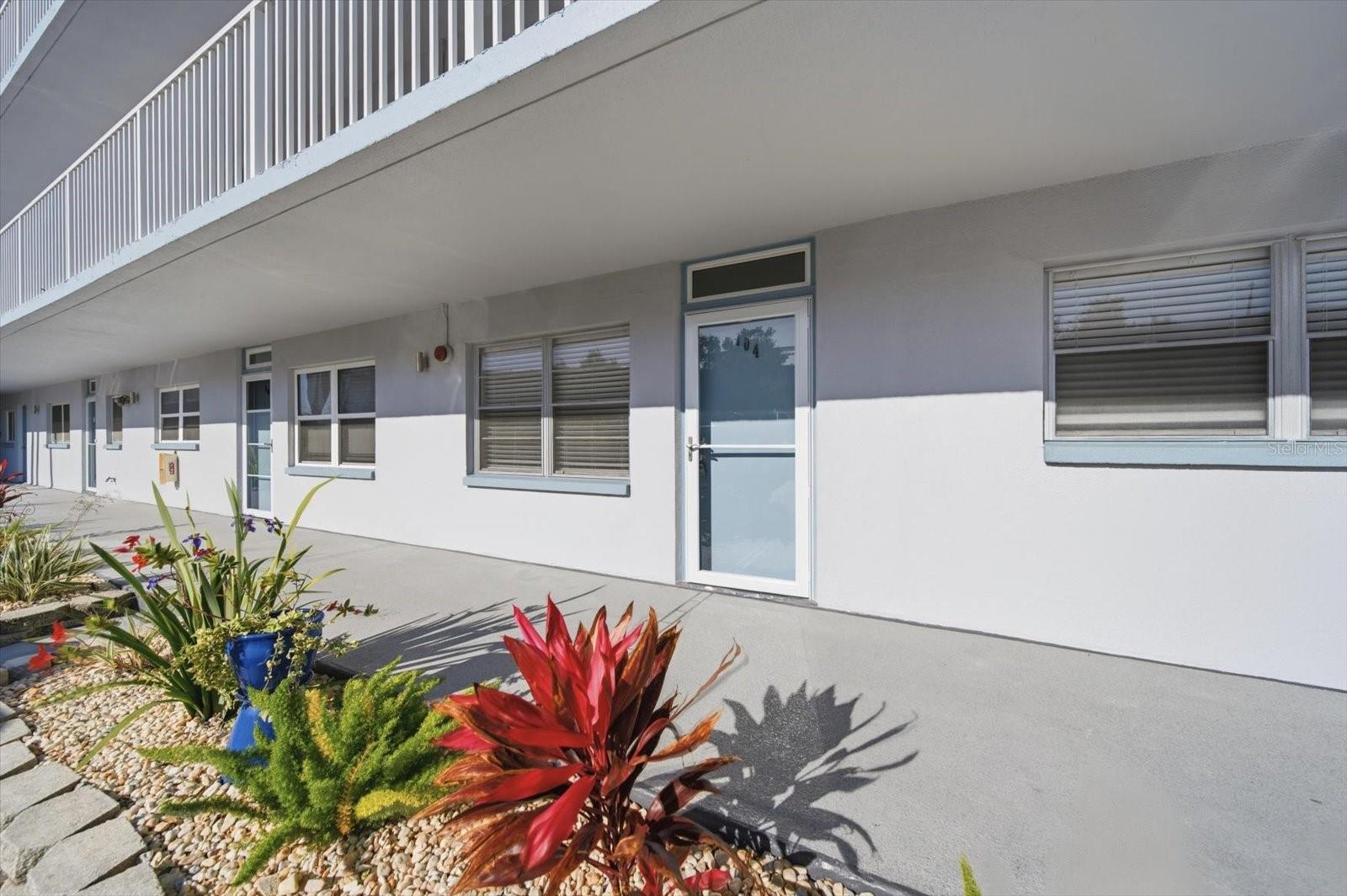 SHORE TOWERS BLDG - Residential