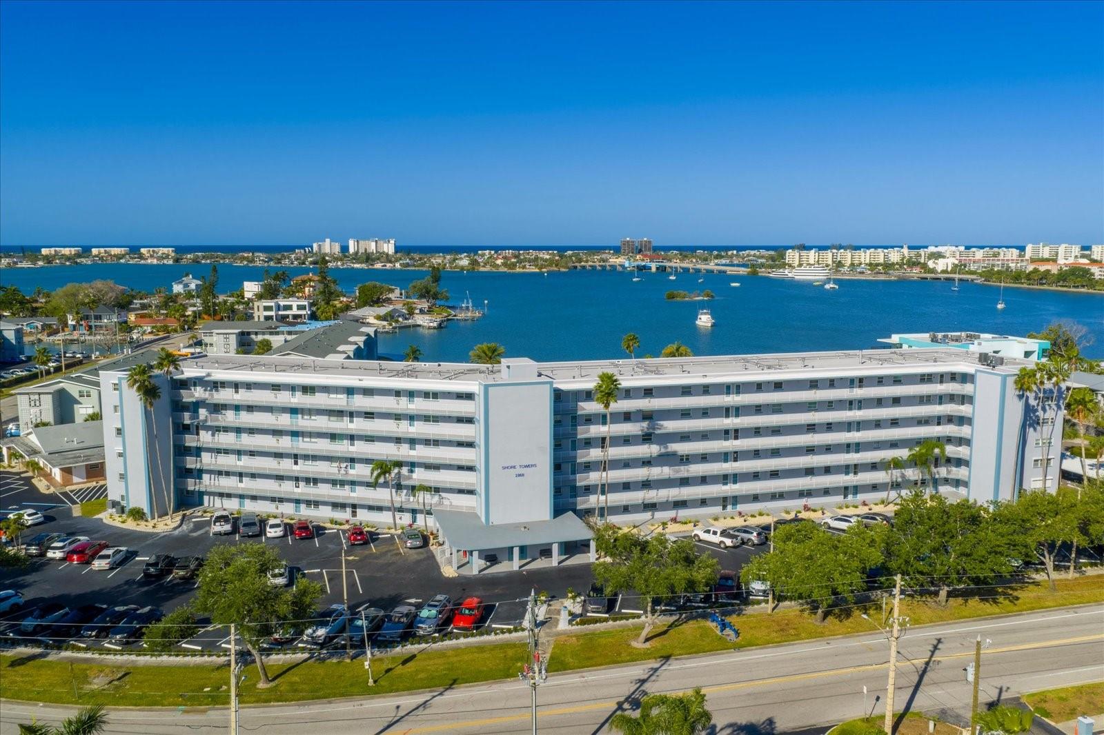 SHORE TOWERS BLDG - Residential