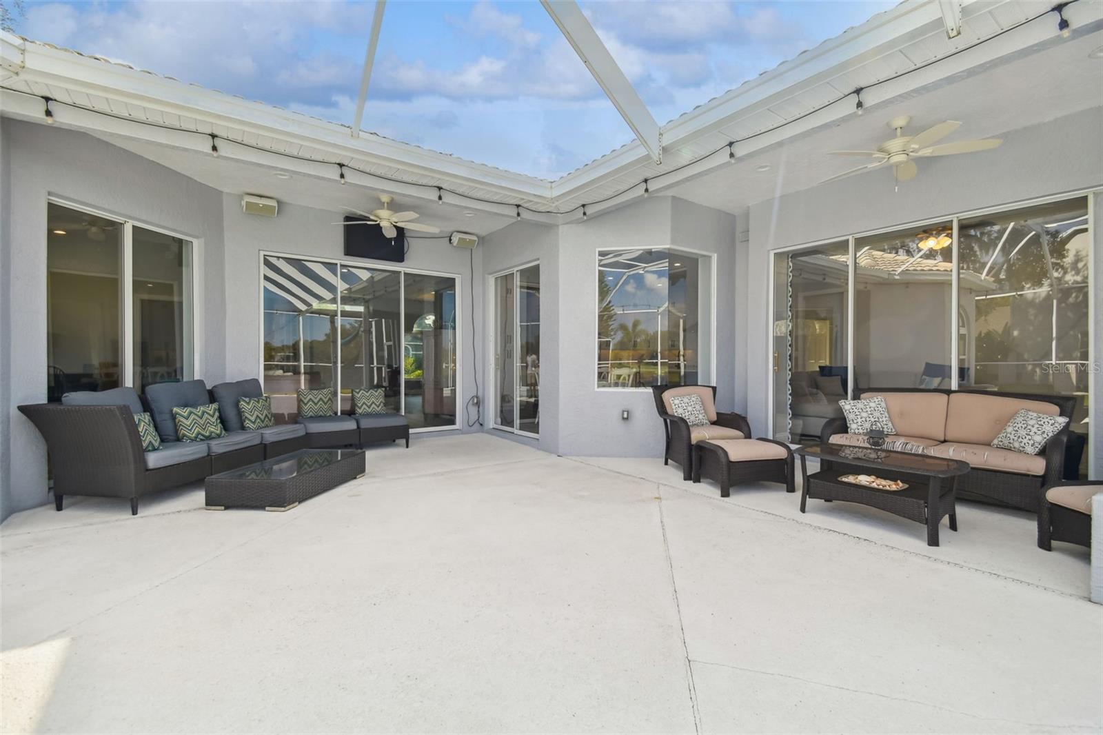 PARKER POINTE PH 01 - Residential