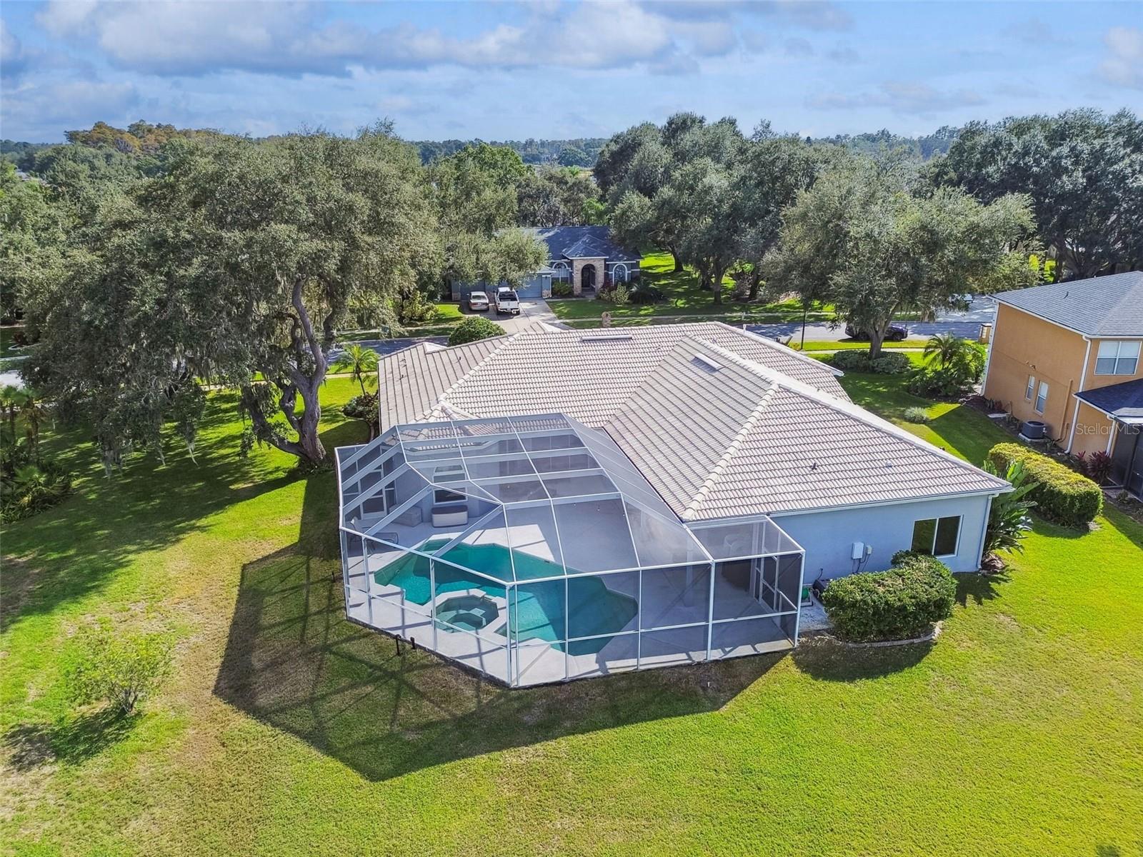 PARKER POINTE PH 01 - Residential