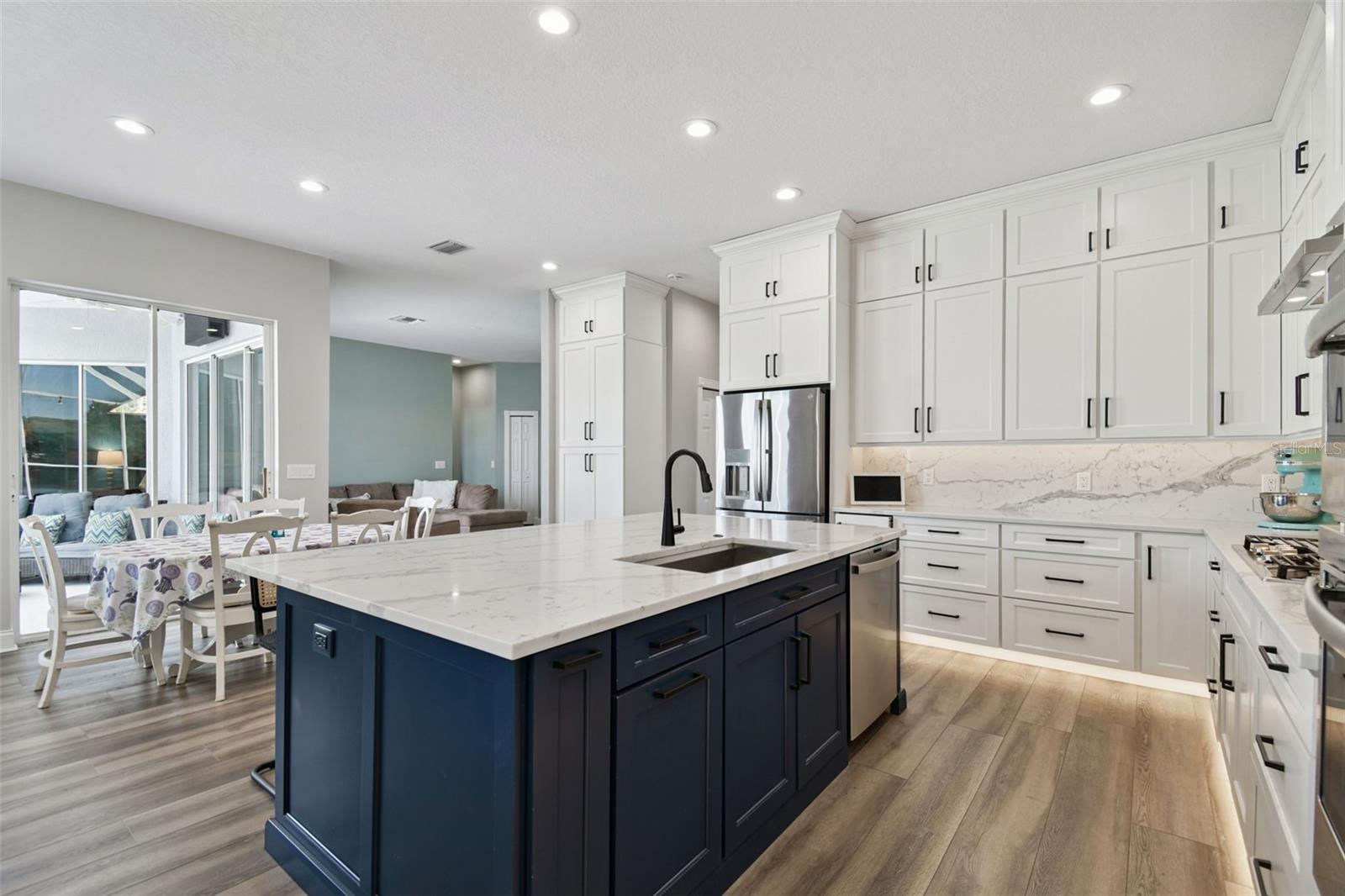 PARKER POINTE PH 01 - Residential