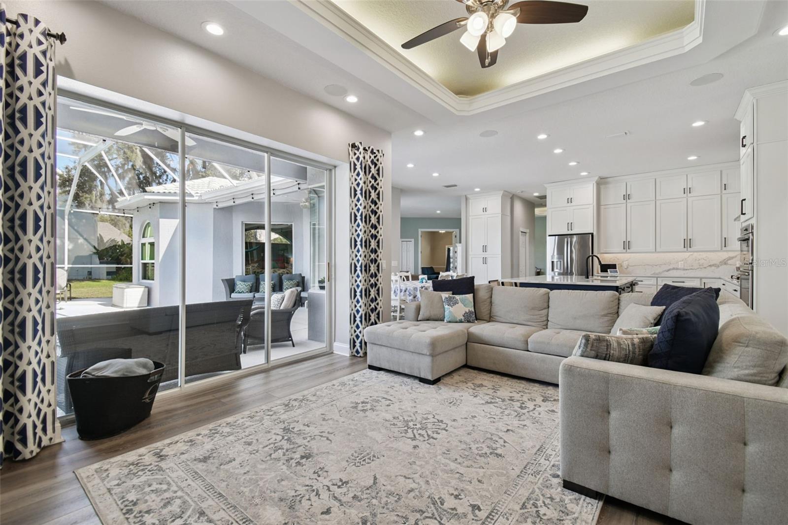 PARKER POINTE PH 01 - Residential