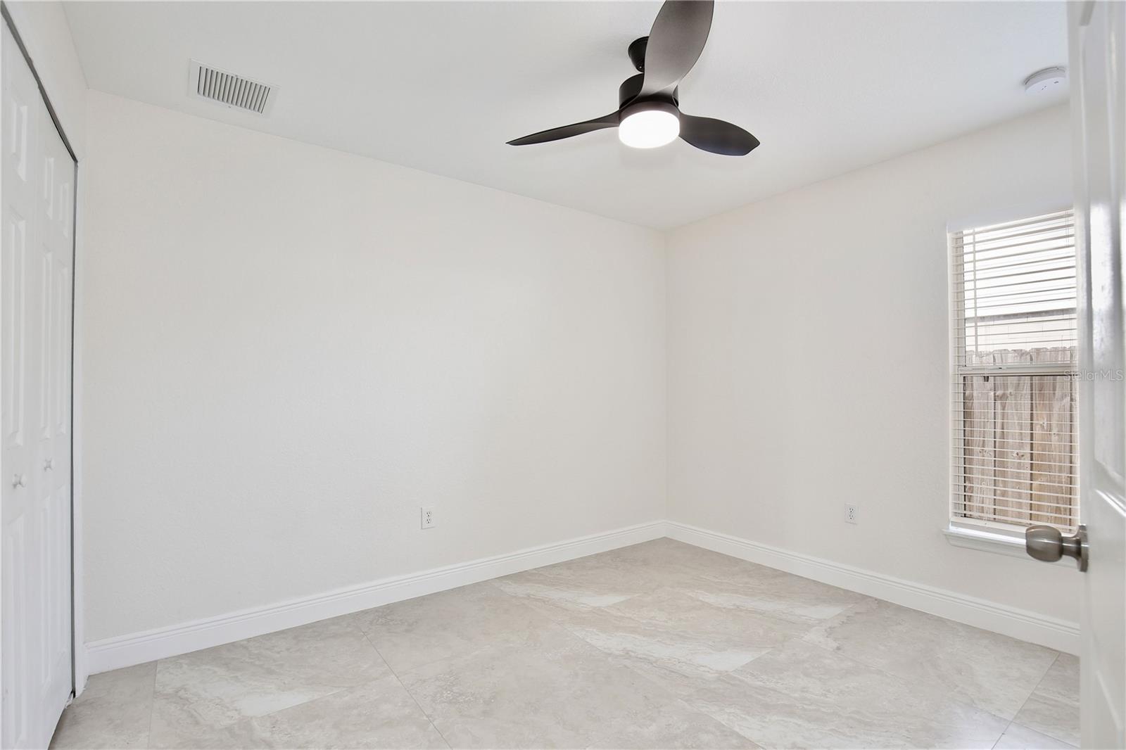 VILLA HOMES VILLAGE - Residential Lease