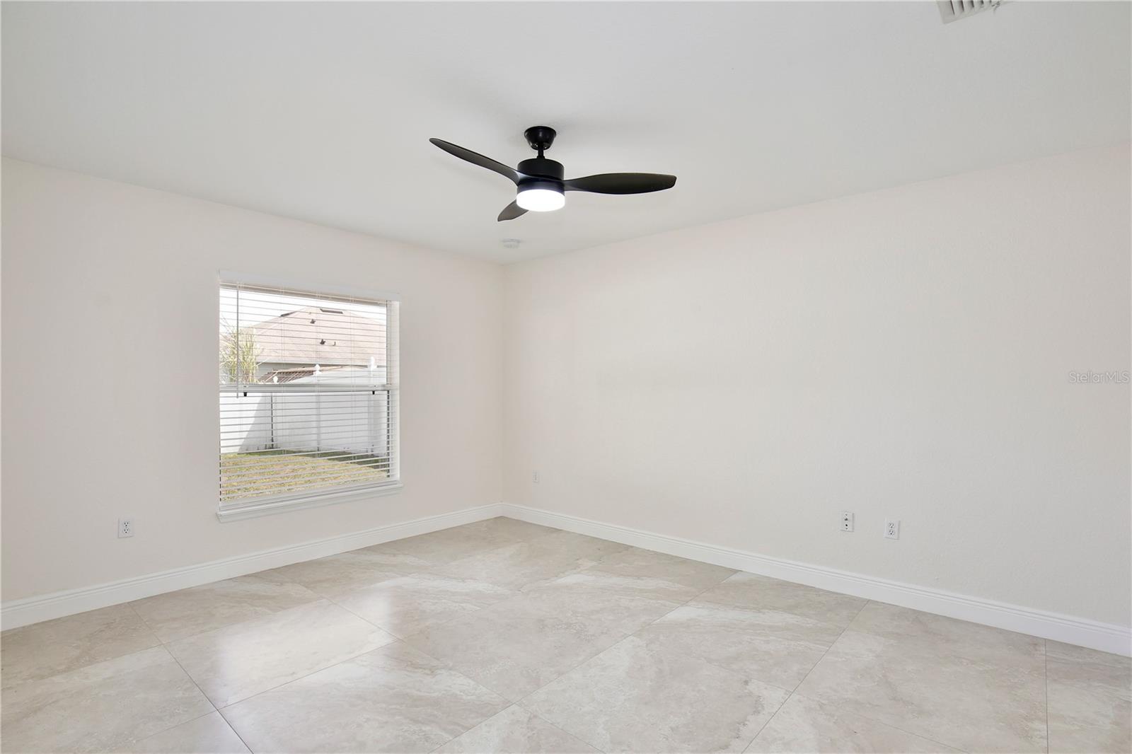 VILLA HOMES VILLAGE - Residential Lease