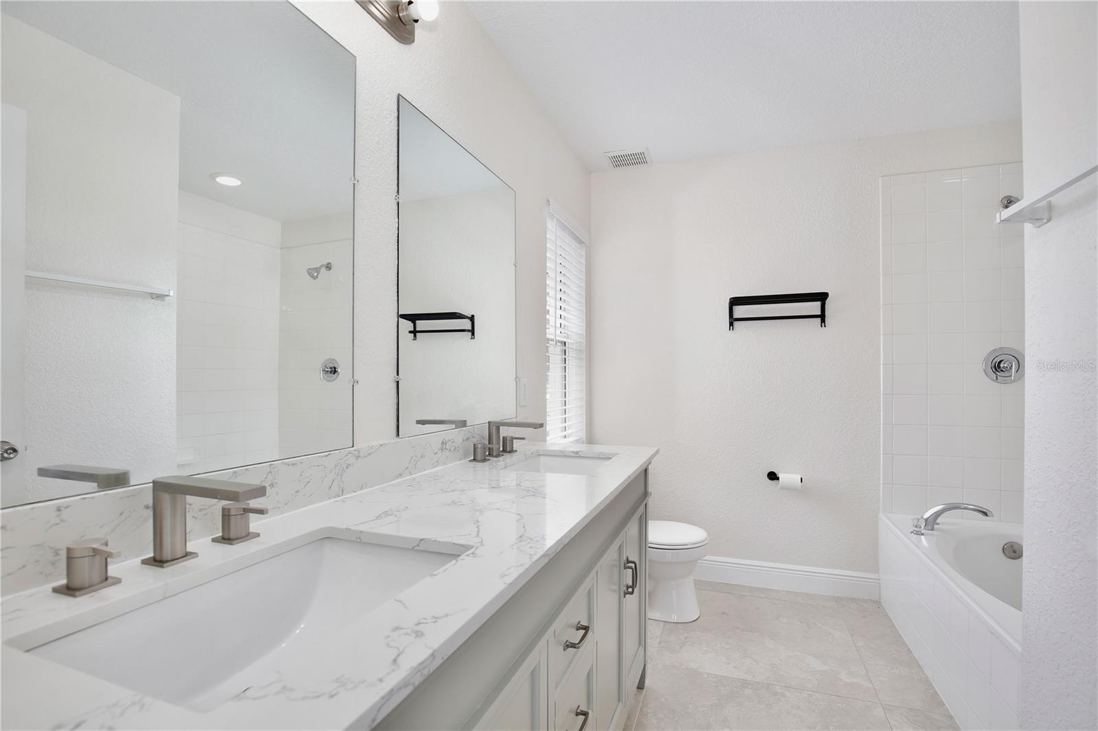 VILLA HOMES VILLAGE - Residential Lease