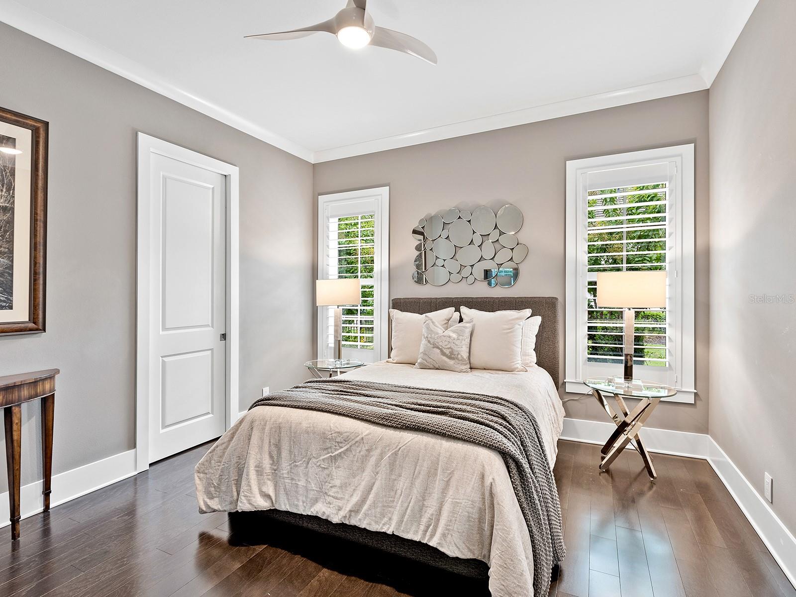 LAKE CLUB - Residential