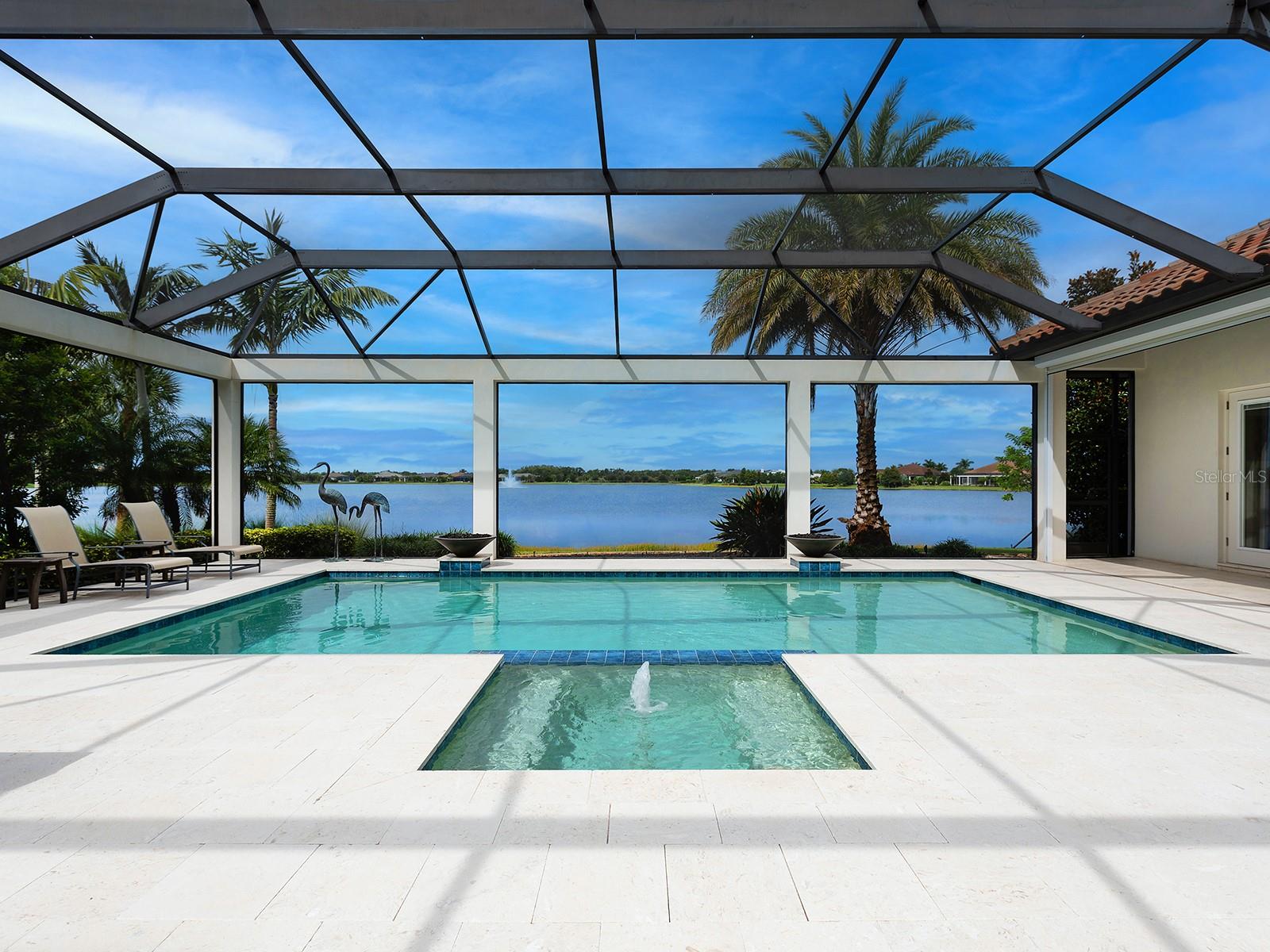 LAKE CLUB - Residential