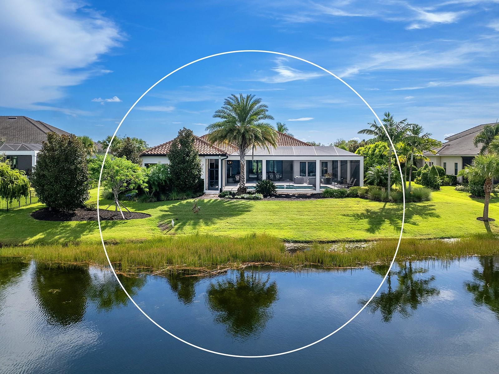 LAKE CLUB - Residential