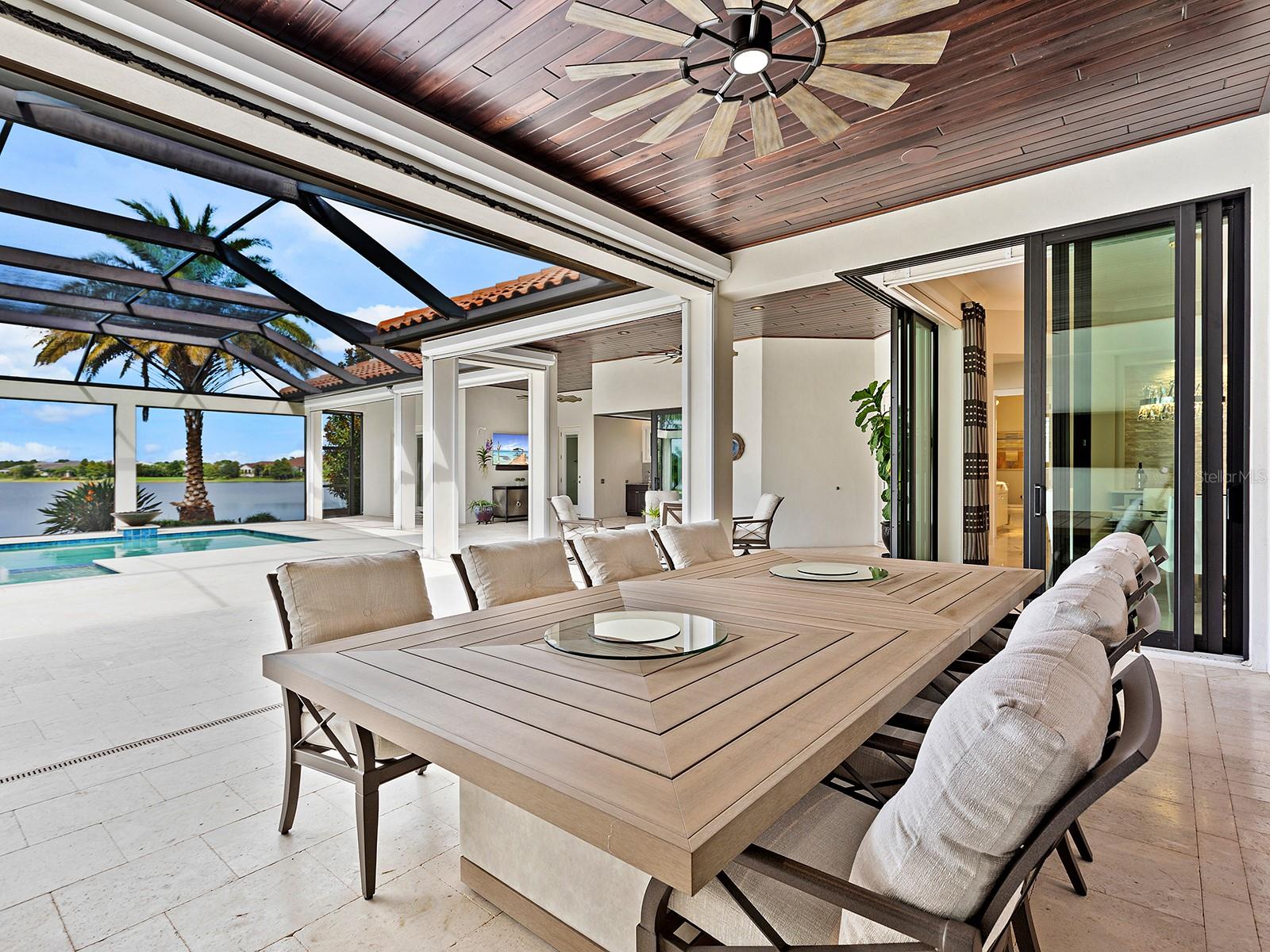 LAKE CLUB - Residential