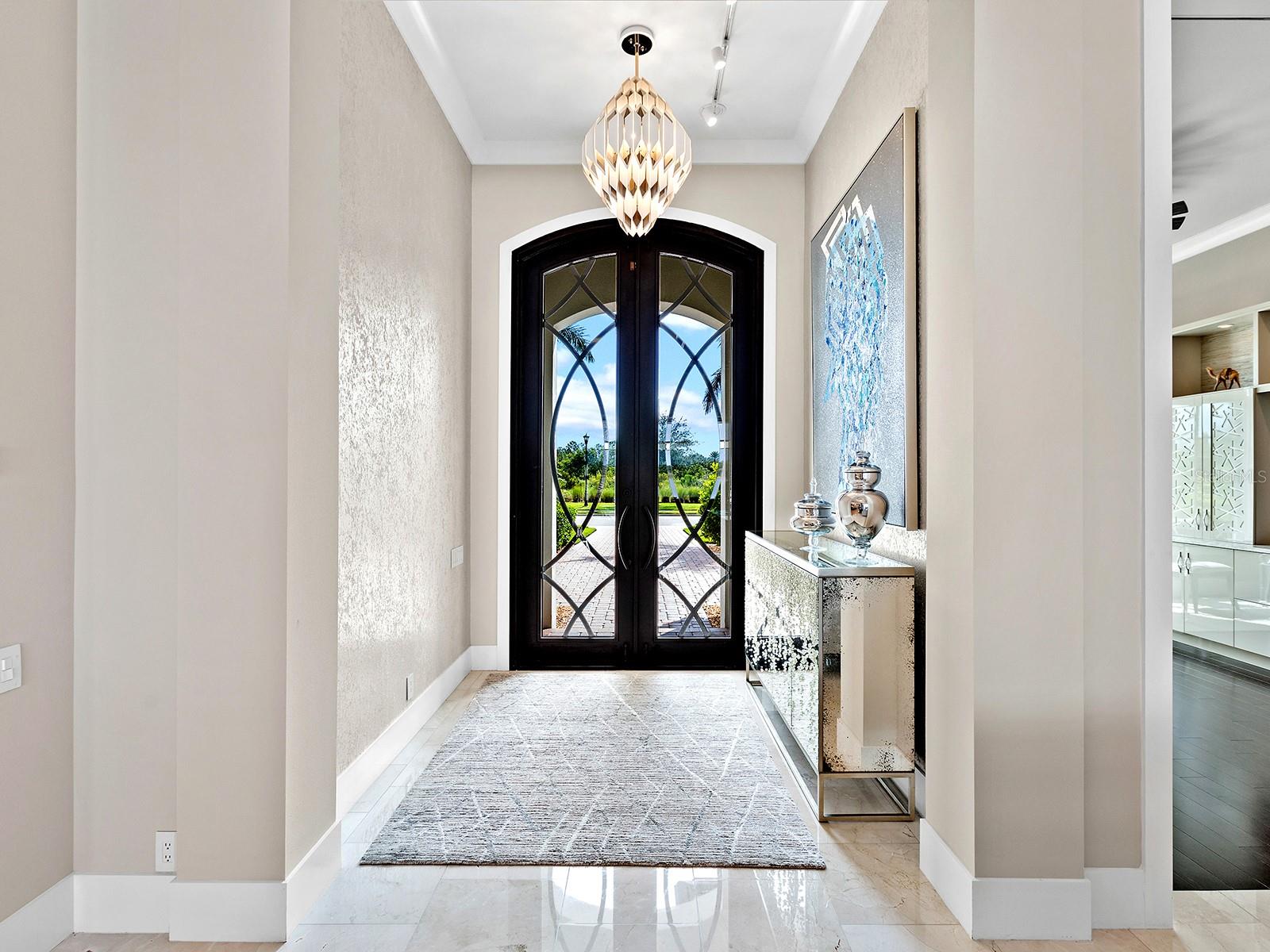 LAKE CLUB - Residential