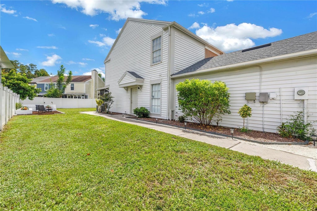 Photo of 6240 Oak Cluster Circle, Tampa, FL 33634 (MLS # TB8548355)