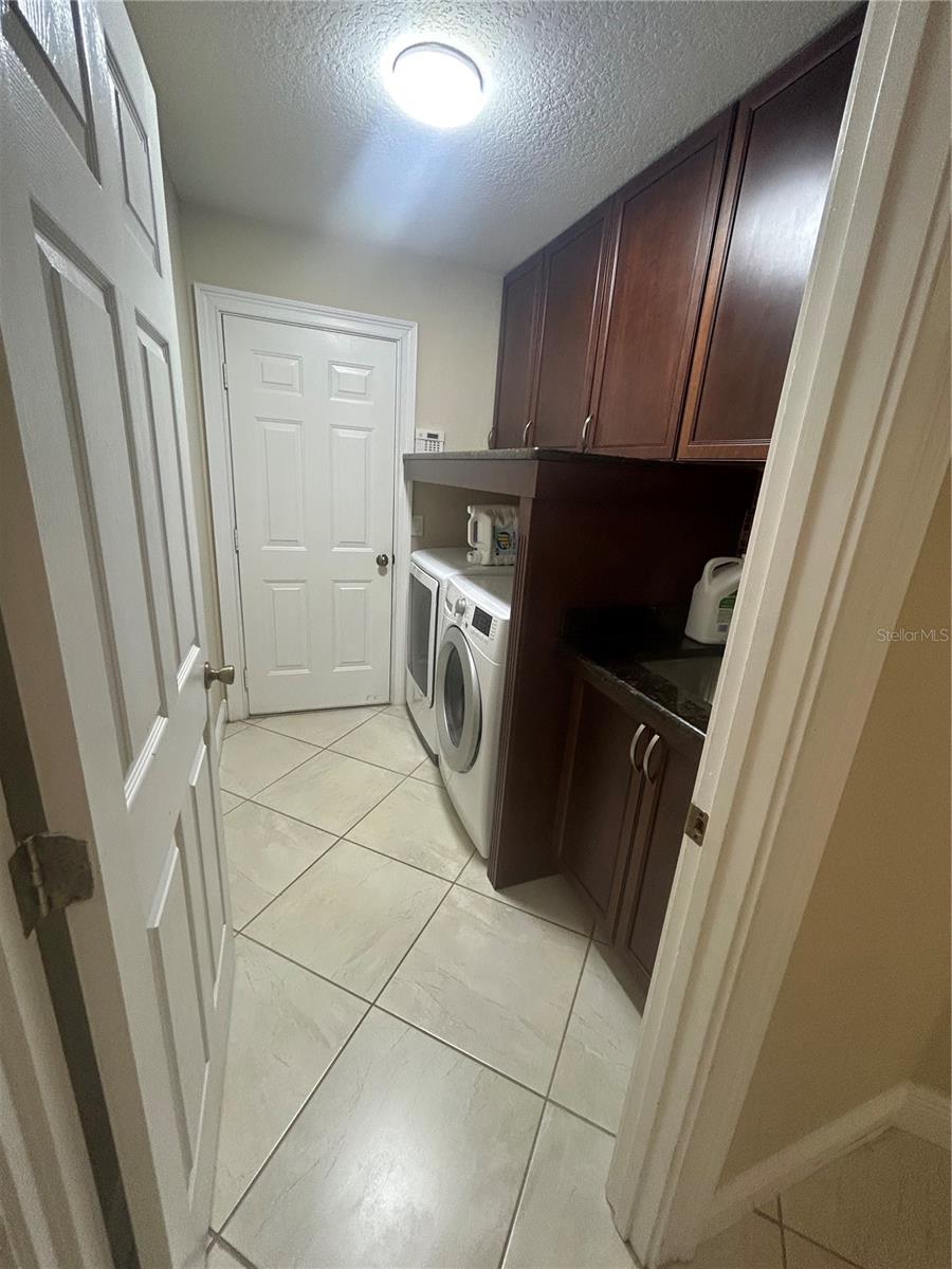 AVONDALE - Residential